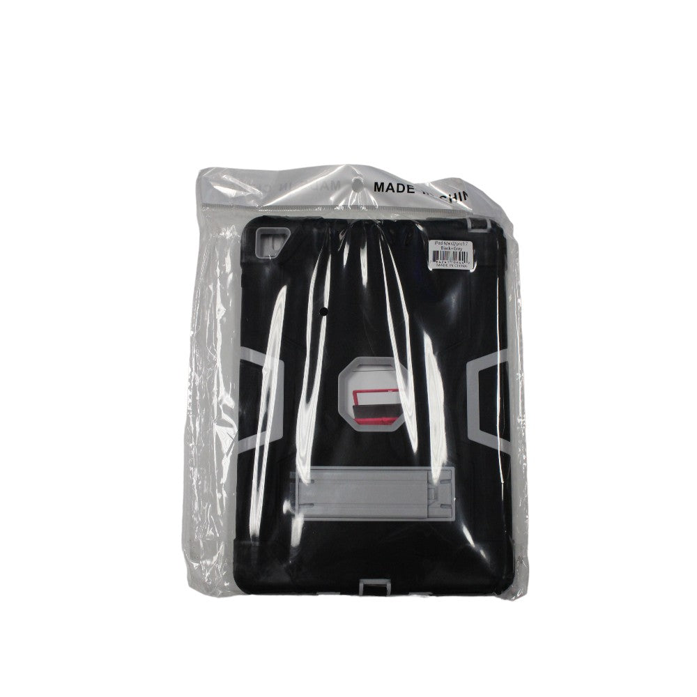 iPad Case Black & White